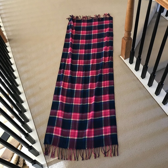 American Eagle scarf - Picture 2 of 4